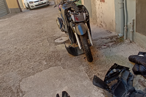 Suzuki Sixteen 125 - multivar 2000 - incidentata