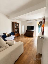 Elegante quadrilocale con balcone Santo Stefano