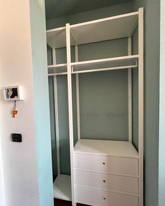 Ikea Elvarli sistema guardatoba modulare aperto