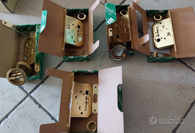 Serratura porte scorrevoli