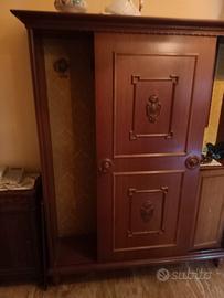 Appendiabiti e scarpiera