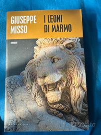 i leoni di marmo