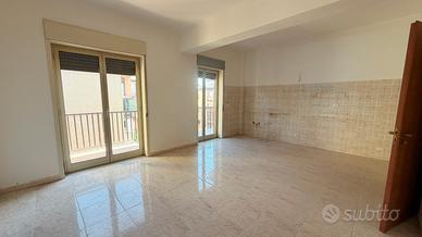 5 vani luminoso con terrazza 150 mq