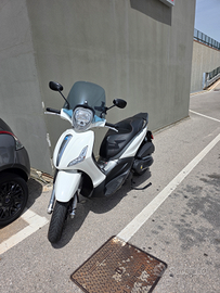 Piaggio Beverly 350 ST