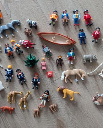 PLAYMOBIL vari set e scatolone pieno