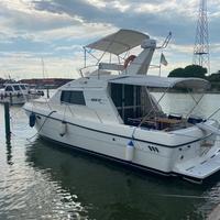 Barca Rover Marine 33 Fly
