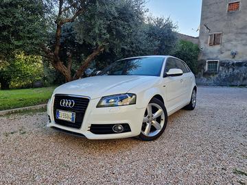 AUDI A3 1.6 TDI - Sportback S-LINE - NEOPATENTATI