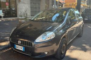 Fiat grande punto a metano