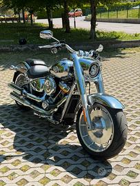 Harley-Davidson Fat Boy Gray Ghost 2025