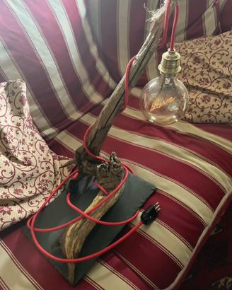 Lampada con lampadina Love.