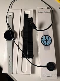 Samsung Galaxy Watch 6 44mm LTE - pari al nuovo