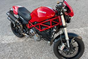 Ducati Monster S4R 998 Testastretta (2008) - 10k k