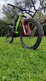 E bike Fantic integra con appena 160 km