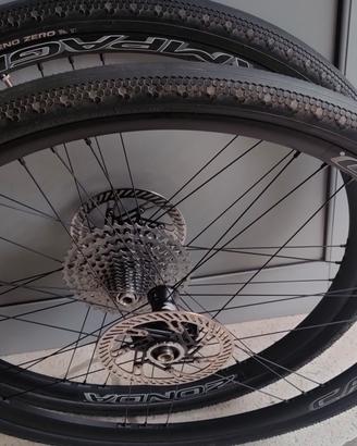 ruote gravel Campagnolo Zonda disc