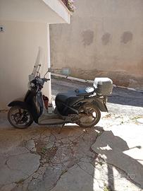 scarabeo 125