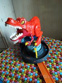 Pista hot wheels t-rex