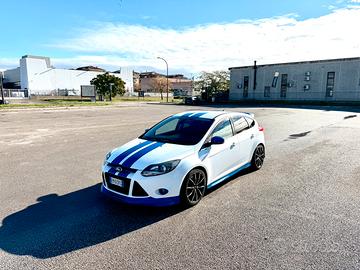 Ford Focus 1.6 turbo ecoboost