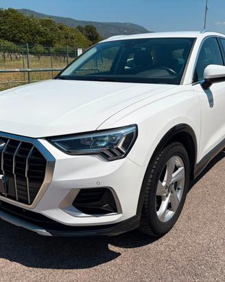 Audi Q3 II 2019 35 2.0 tdi Business Advanced s-tro