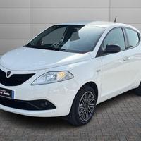 Lancia Ypsilon 1.0 firefly hybrid s&s 70cv