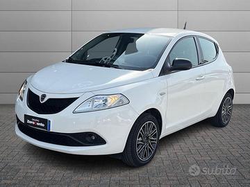 Lancia Ypsilon 1.0 firefly hybrid s&s 70cv