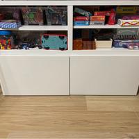 Moduli Besta Ikea per parete attrezzata