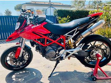 Ducati Hypermotard 1100