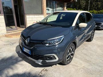 RENAULT Captur dCi 8V 90 CV EDC Sport Edition