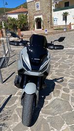 X-Adv 750