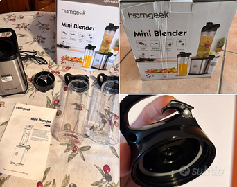 Mini blender con due borracce per sportivi
