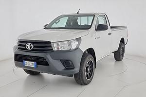 Toyota Hilux 2.4 D-4D SC 2WD M/T