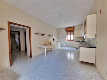 3 LOCALI A DURAZZANO