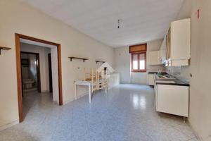 3 LOCALI A DURAZZANO