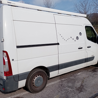 Renault master 2500