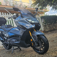 Yamaha Tmax 560 Tech Max Elaborato