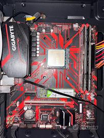 Ryzen 2600X + GTX 1650 + B450M
