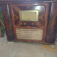 mobile bar con grammofono 