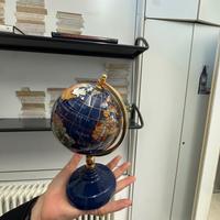 Globo decorativo in pietra, ottone e madreperla