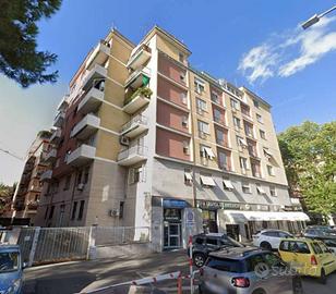 Appartamento di 110 m² con più di 5 locali a Roma