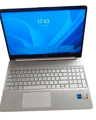 hp 15s fq1 i7 10th 8 GB 256gb
