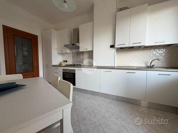 3 LOCALI A LA SPEZIA