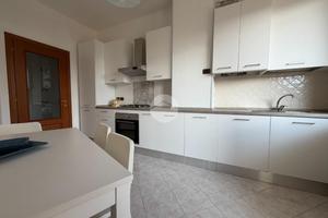 3 LOCALI A LA SPEZIA