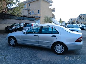 Mercedes classe c anno 2002