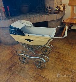 Carrozzina Inglesina giocattolo vintage