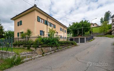 AMPIO TRILOCALE CON GARAGE A TOANO CENTRO