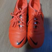 scarpe da calcio taglia 42