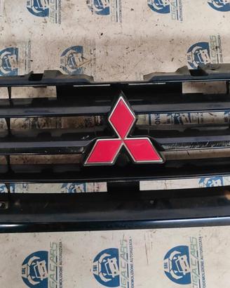 MITSUBISHI PAJERO 2002 MASCHERINA ANTERIORE