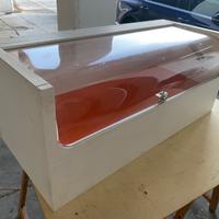 Espositore in legno e plexiglass