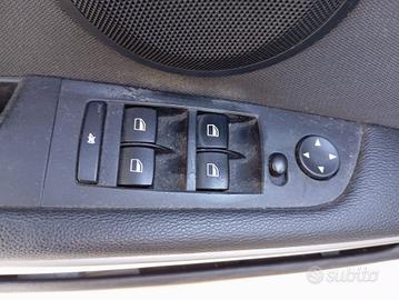 Pulsantiera anteriore sx BMW 320D 2007 mod SW N47D