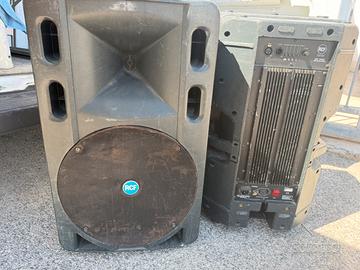 Casse attive RCF Art500a