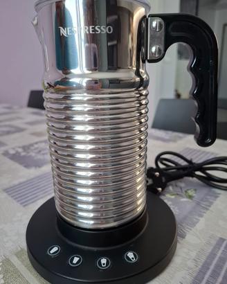 Montalatte elettrico Nespresso Aeroccino 4